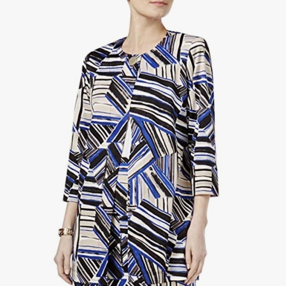 Kasper Blue & White Abstract 3/4 Length Sleeve One Button Flyaway Topper Blazer - Picture 2 of 9